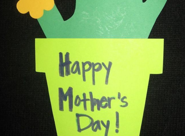 Mothers Day Crafts with the Best DIY Ideas